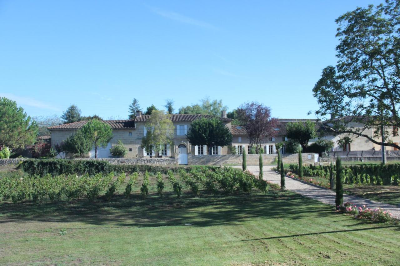 Allee Des Roses Saint-Philippe-dʼAiguille Exterior foto